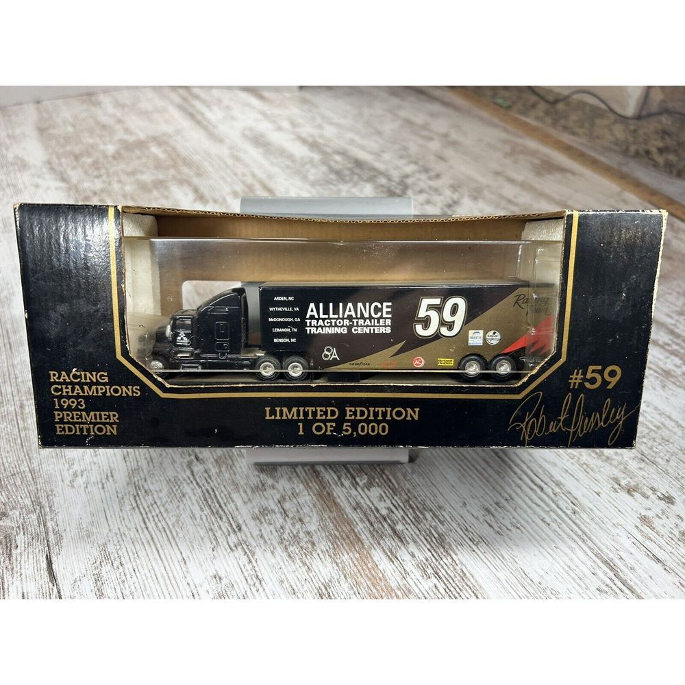 Racing Champions NASCAR #59 Robert Presley 1:87 Die-Cast Transporter‎ Semi
